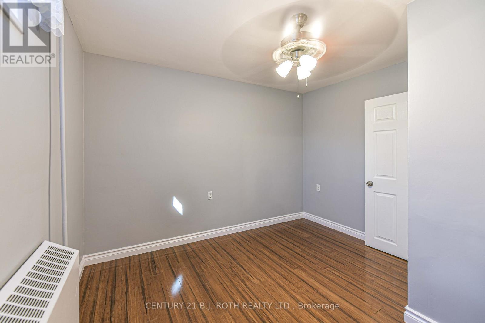 16 First Street, Orillia, ON - Indoor Photo Showing Other Room