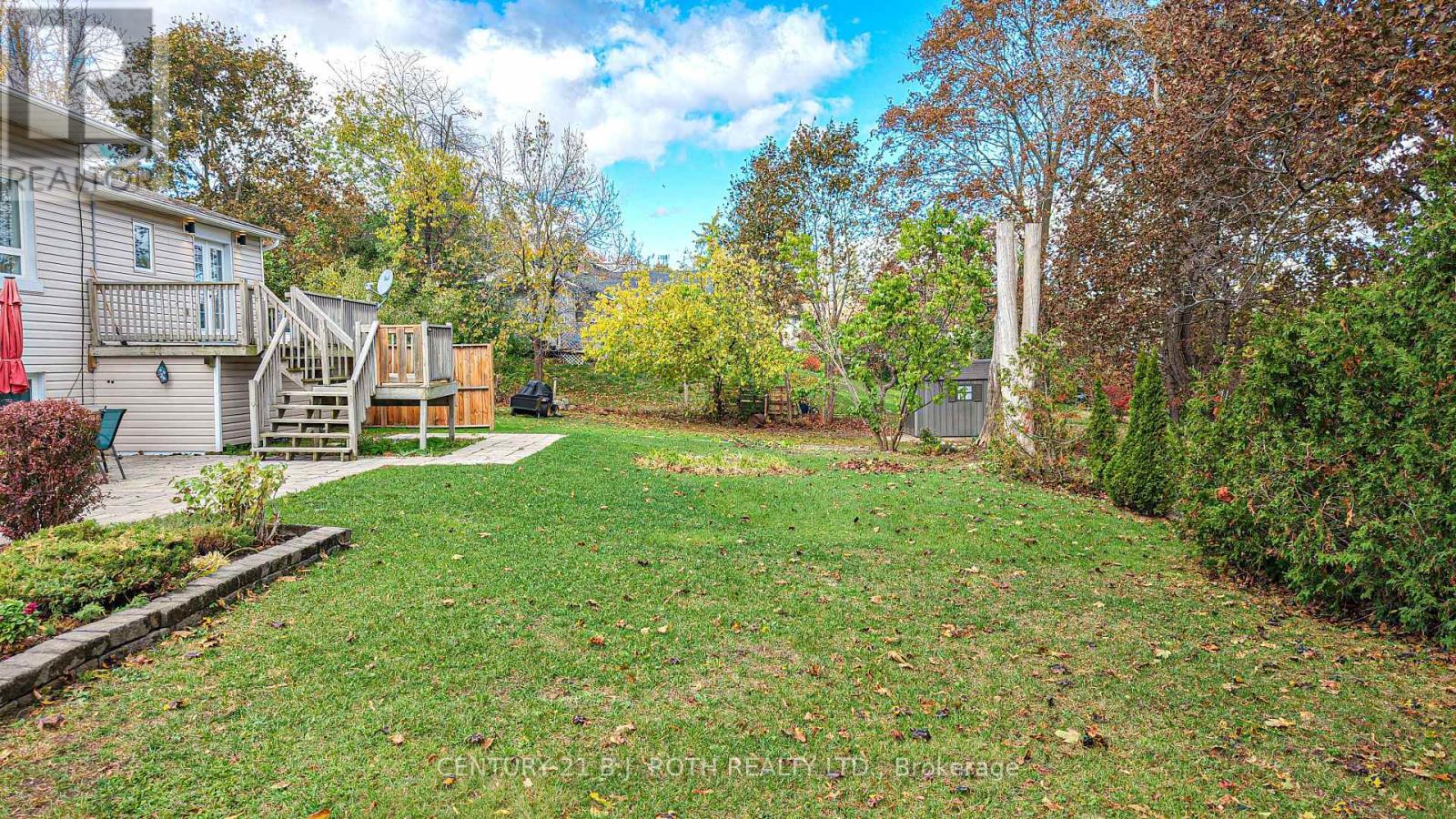 16 First Street, Orillia, ON - Outdoor