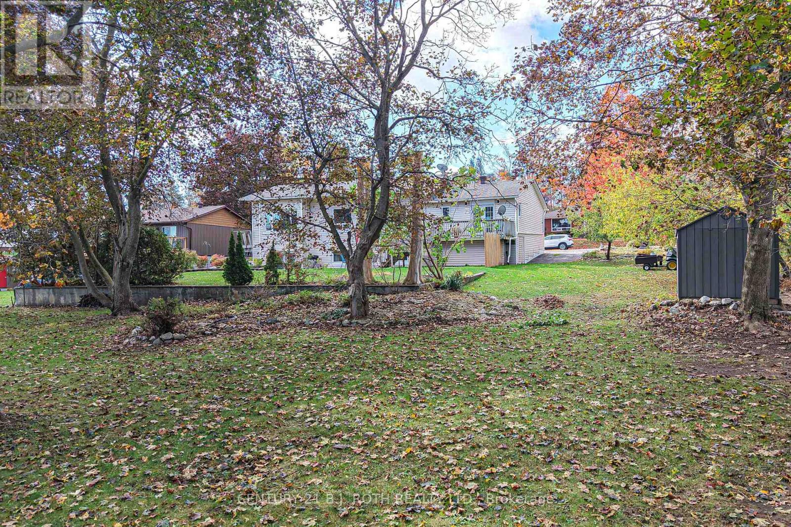 16 First Street, Orillia, ON - Outdoor