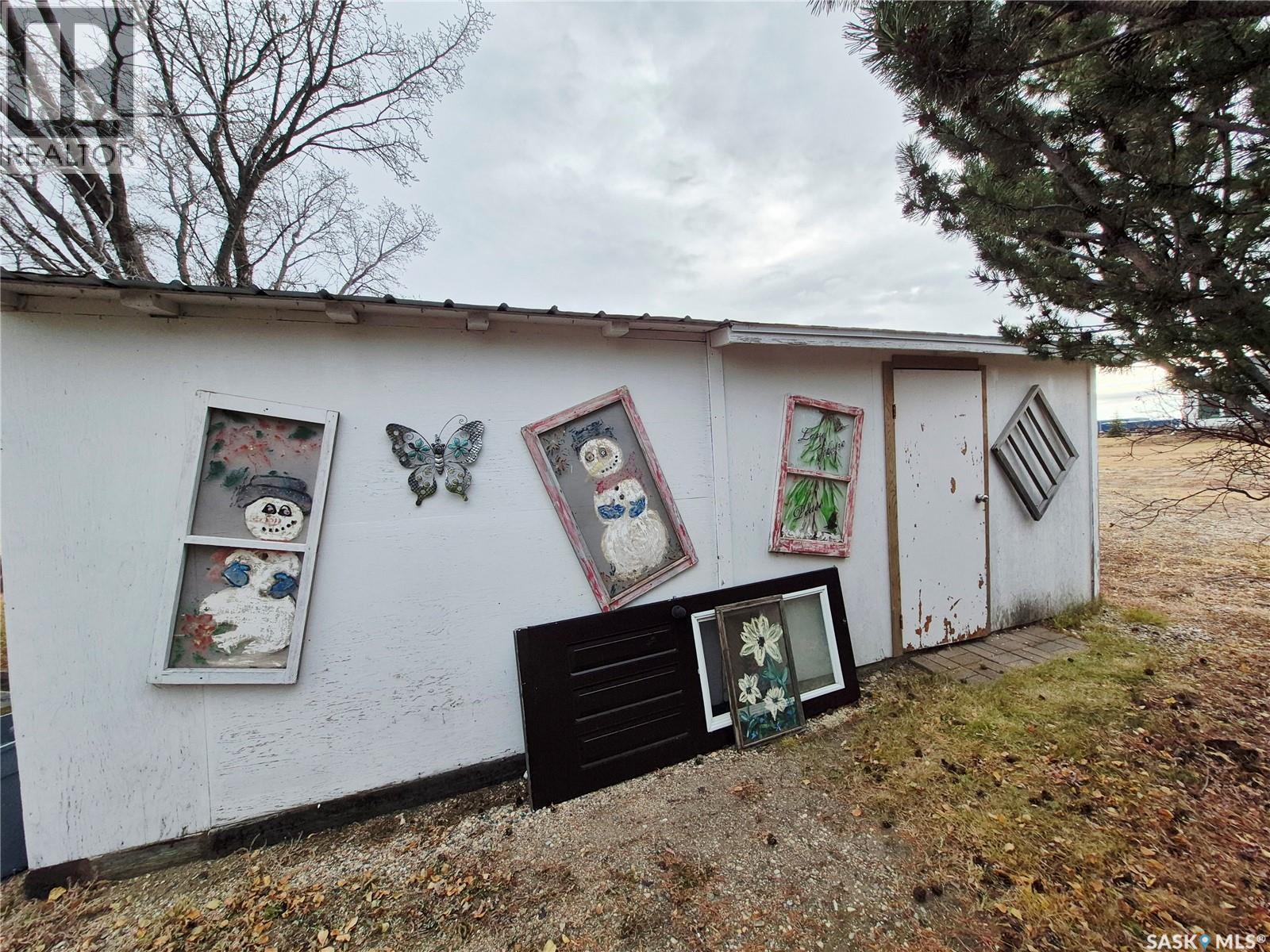 111 Alfred Street, Kyle, SK - Outdoor