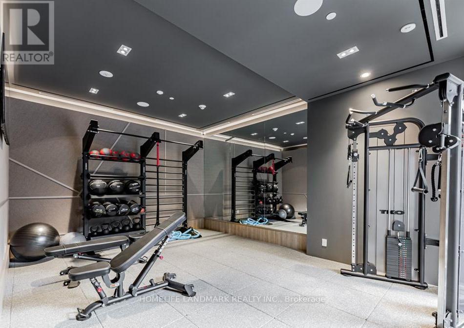 402 - 500 Dupont Street, Toronto, ON - Indoor Photo Showing Gym Room