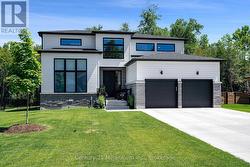 107 TEKIAH ROAD Blue Mountains, ON N0H 1J0