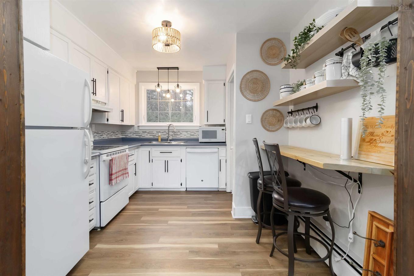 167 Pinetree Crescent, Hammonds Plains, NS