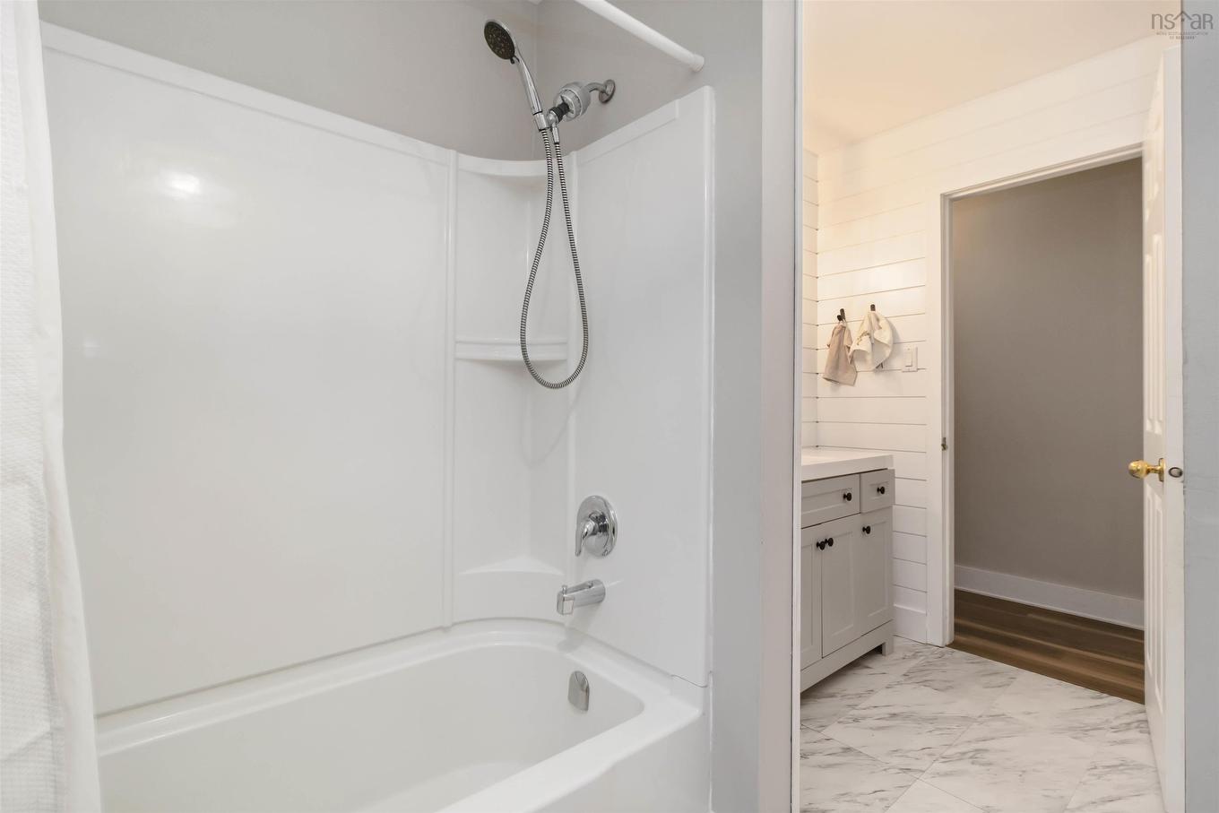 167 Pinetree Crescent, Hammonds Plains, NS