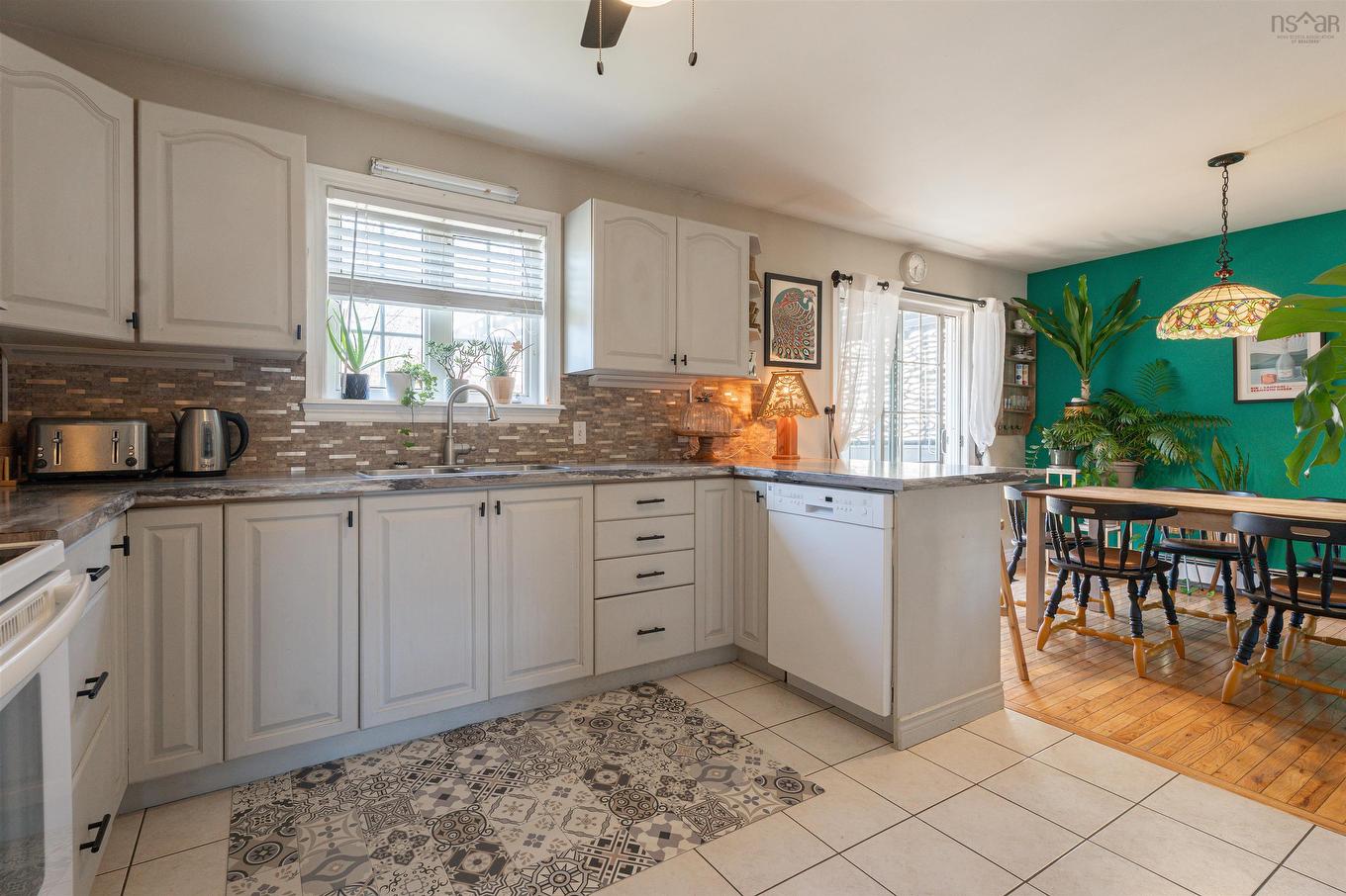 25 Lochiel Circle, Dartmouth, NS