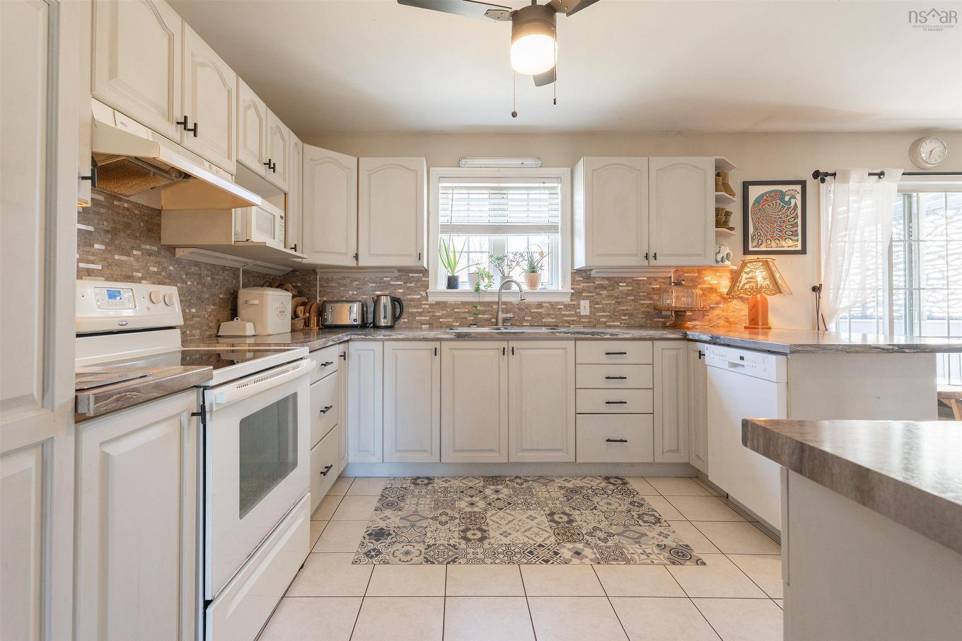 25 Lochiel Circle, Dartmouth, NS