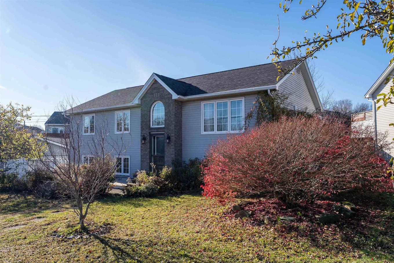 25 Lochiel Circle, Dartmouth, NS