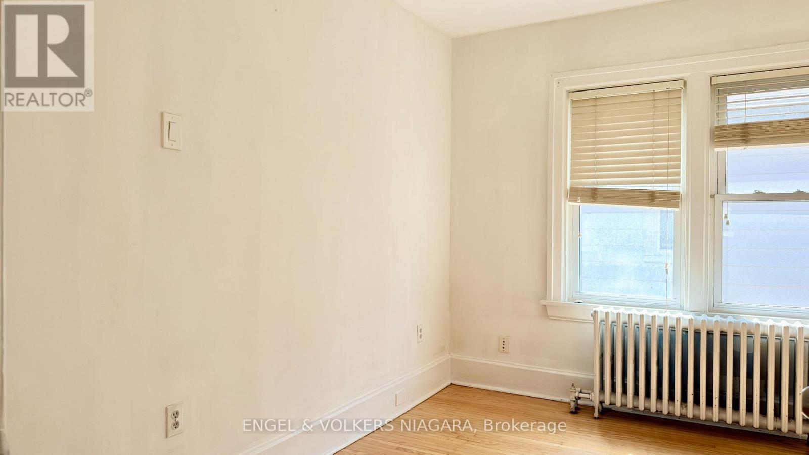 5038 Huron Street, Niagara Falls (Cherrywood), ON - Indoor