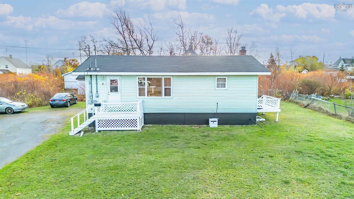 45 Brookside Street, Glace Bay, NS