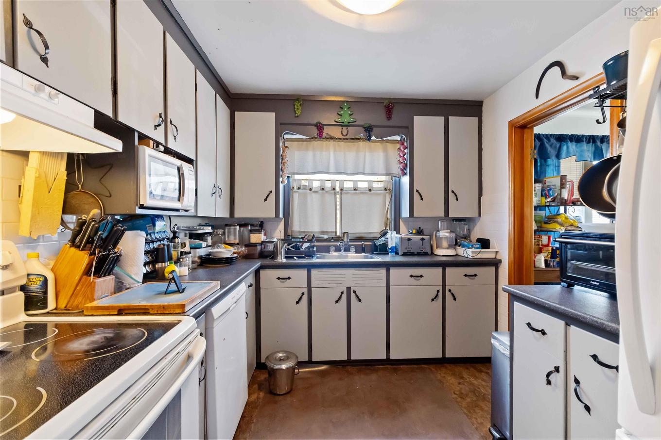 11 Rosedale Avenue, Fairview, NS