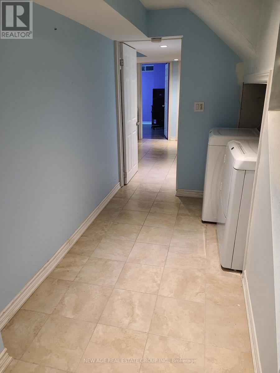 9 Ness Road, Brampton, ON - Indoor