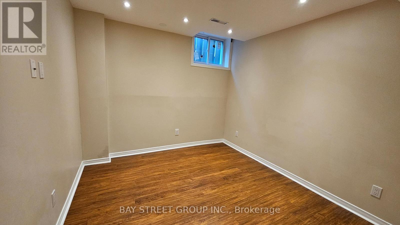 2107 Wincanton Crescent, Mississauga, ON - Indoor Photo Showing Other Room