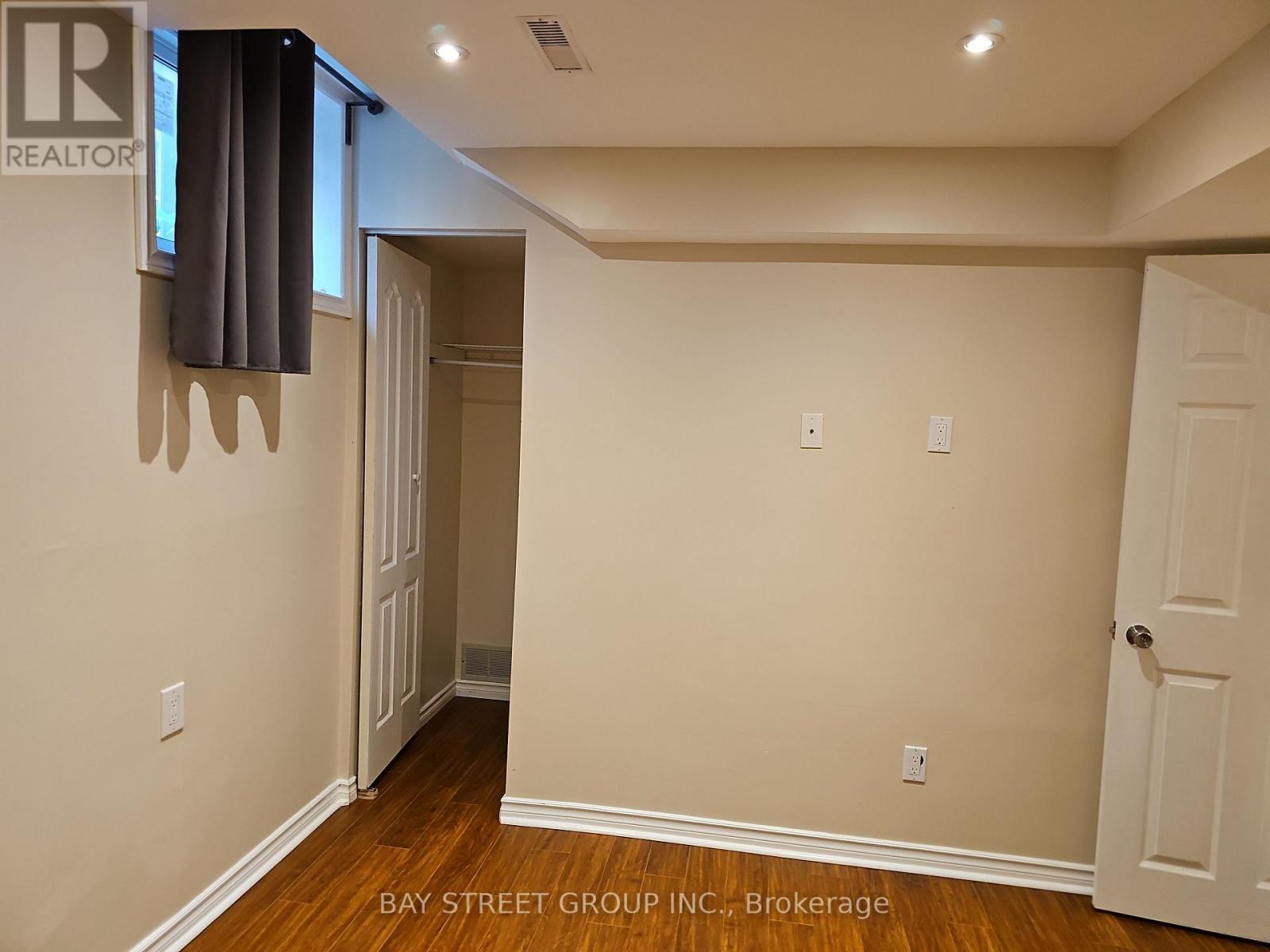 2107 Wincanton Crescent, Mississauga, ON - Indoor Photo Showing Other Room