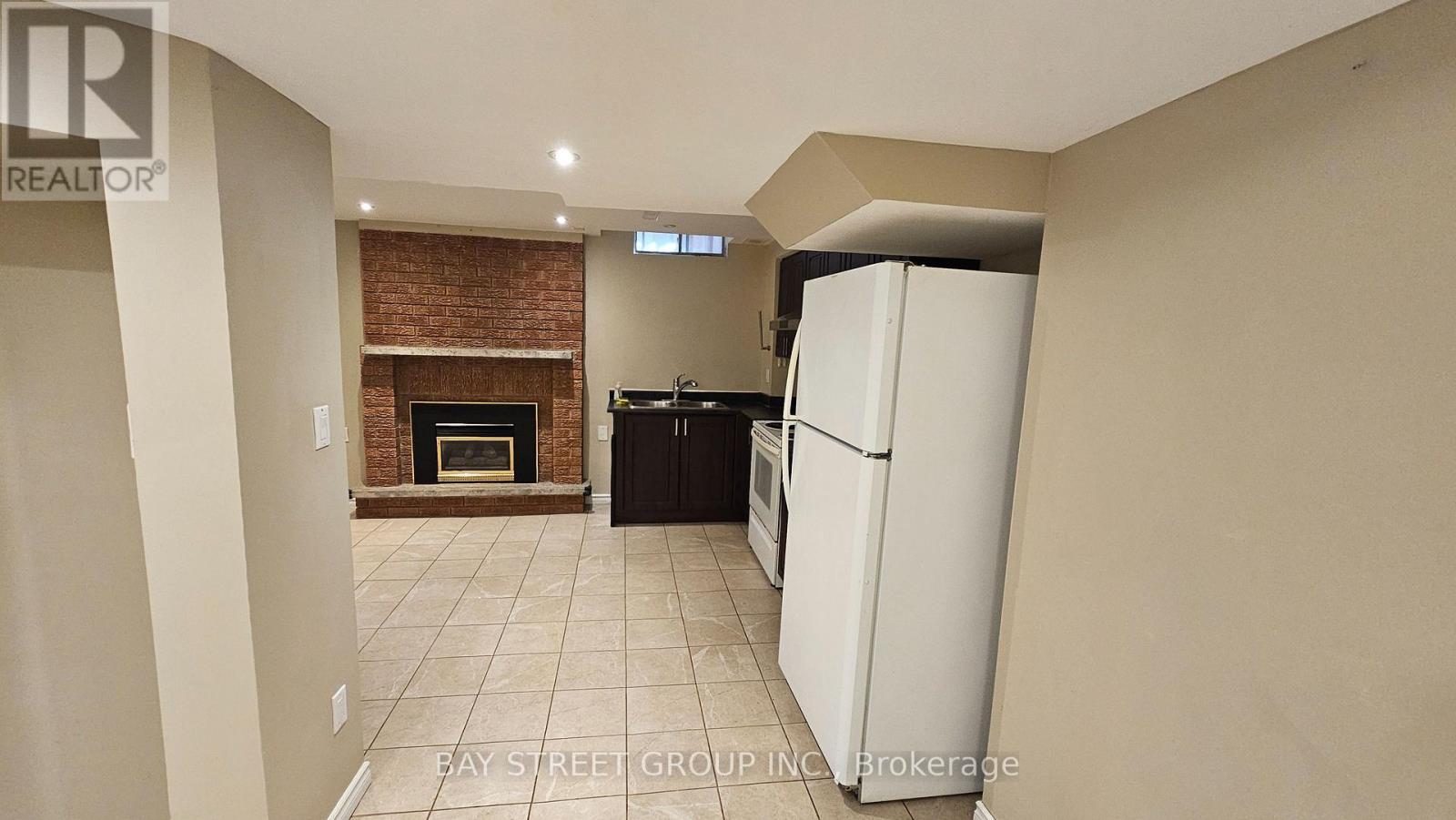 2107 Wincanton Crescent, Mississauga, ON - Indoor