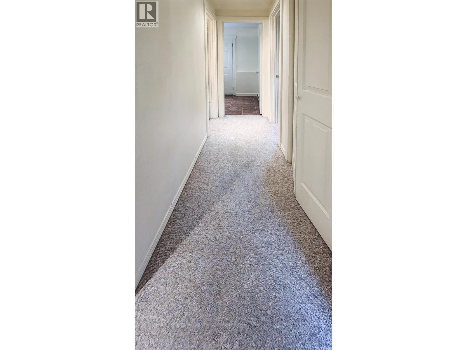 592 Mccurdy Road, Kelowna, BC - Indoor Photo Showing Other Room