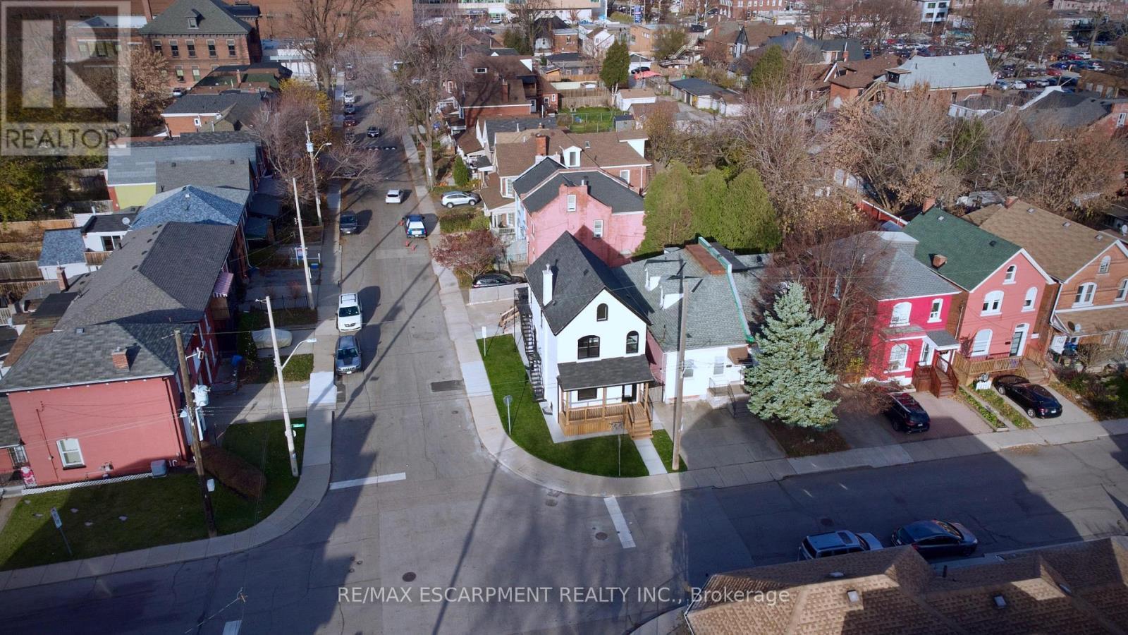 1 - 265 Robert Street, Hamilton, ON - Outdoor