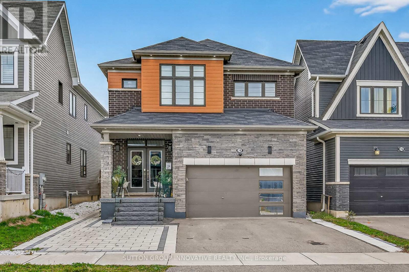 18 Lise Lane, Haldimand, ON - Outdoor With Facade