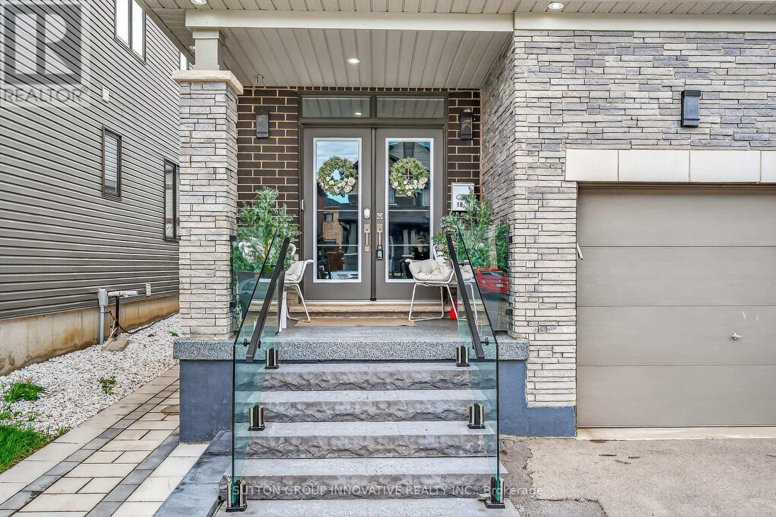 18 Lise Lane, Haldimand, ON - Outdoor With Exterior