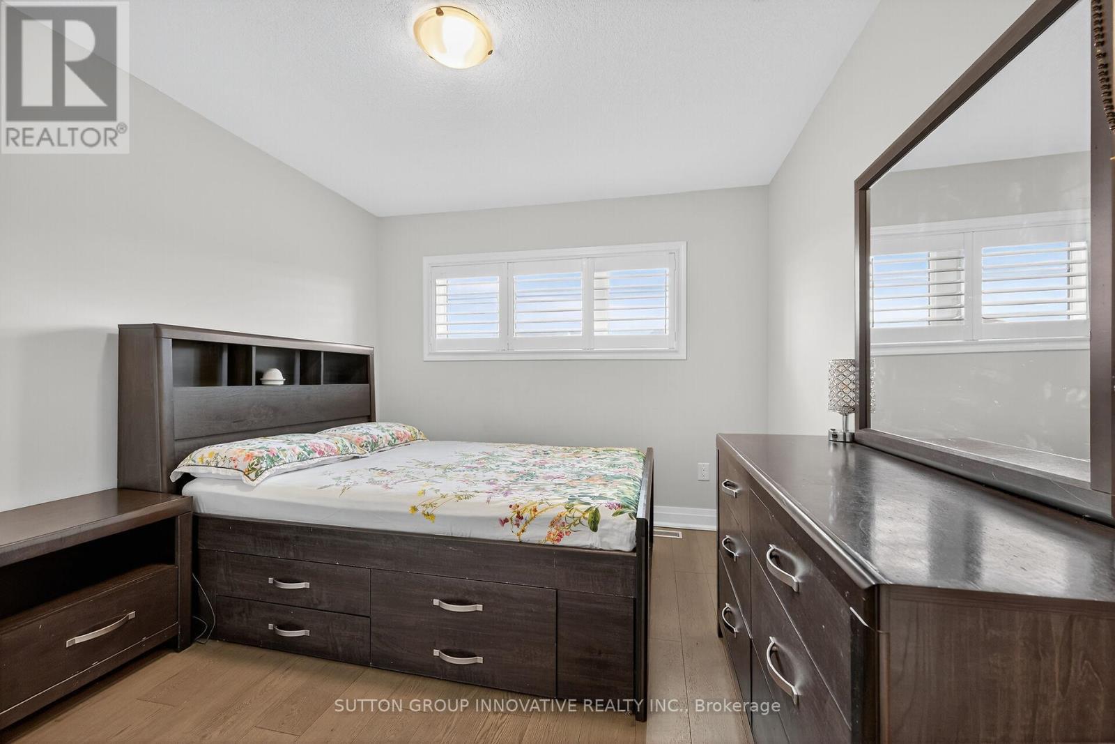 18 Lise Lane, Haldimand, ON - Indoor Photo Showing Bedroom