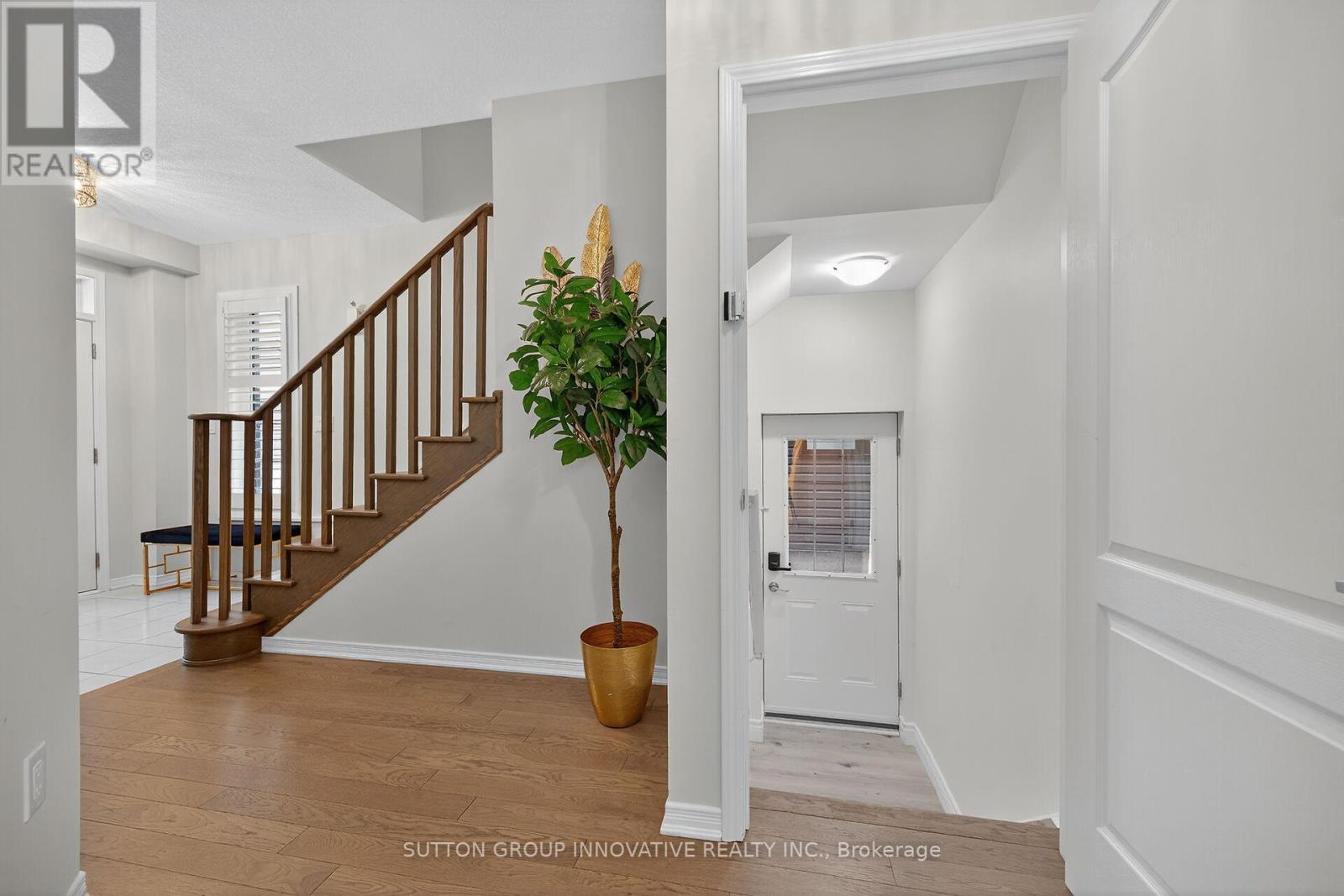 18 Lise Lane, Haldimand, ON - Indoor Photo Showing Other Room