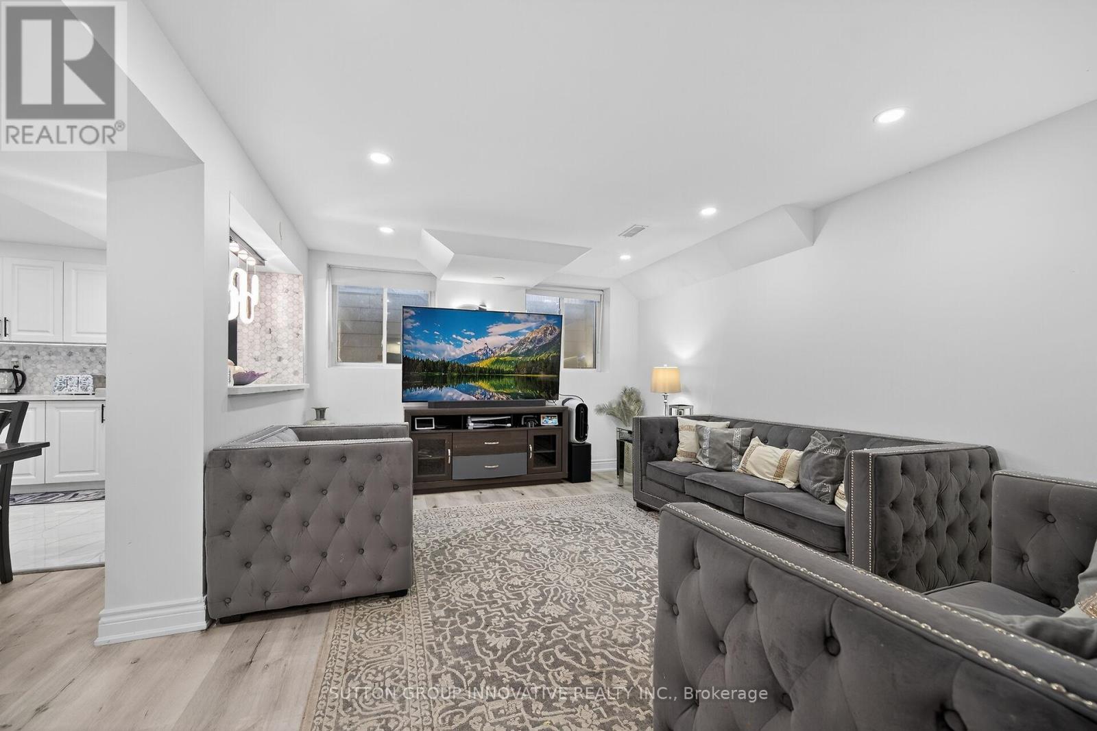 18 Lise Lane, Haldimand, ON - Indoor Photo Showing Other Room