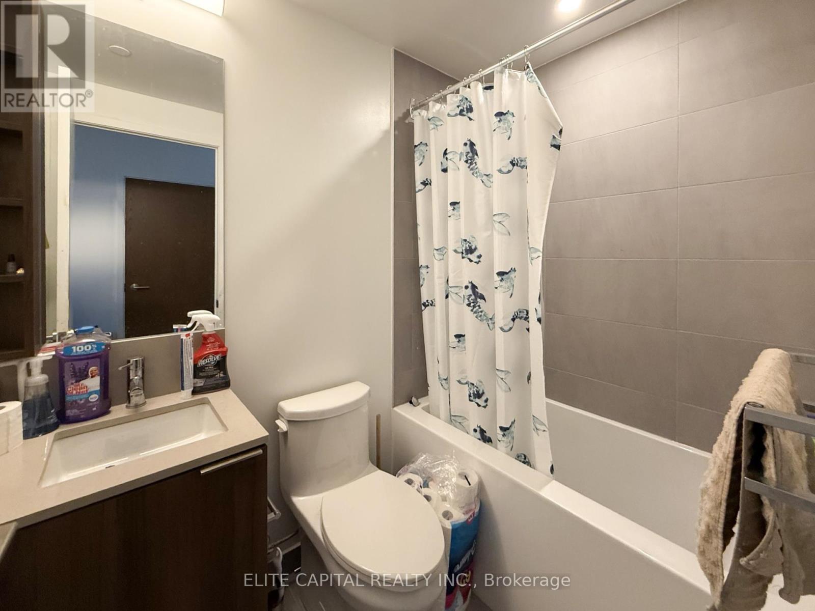3007 - 7890 Jane Street, Vaughan, ON - Indoor Photo Showing Bathroom