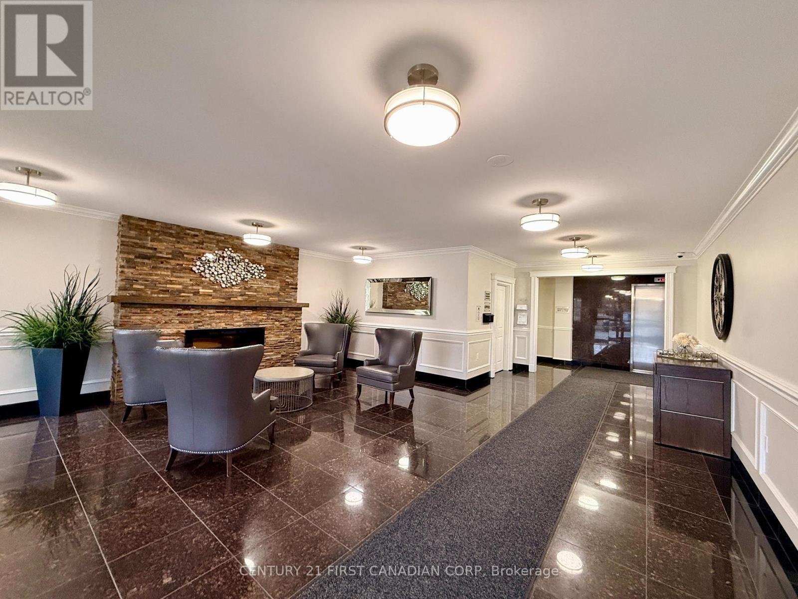 1109 - 353 Commissioners Road W, London South (South D), ON - Indoor Photo Showing Other Room