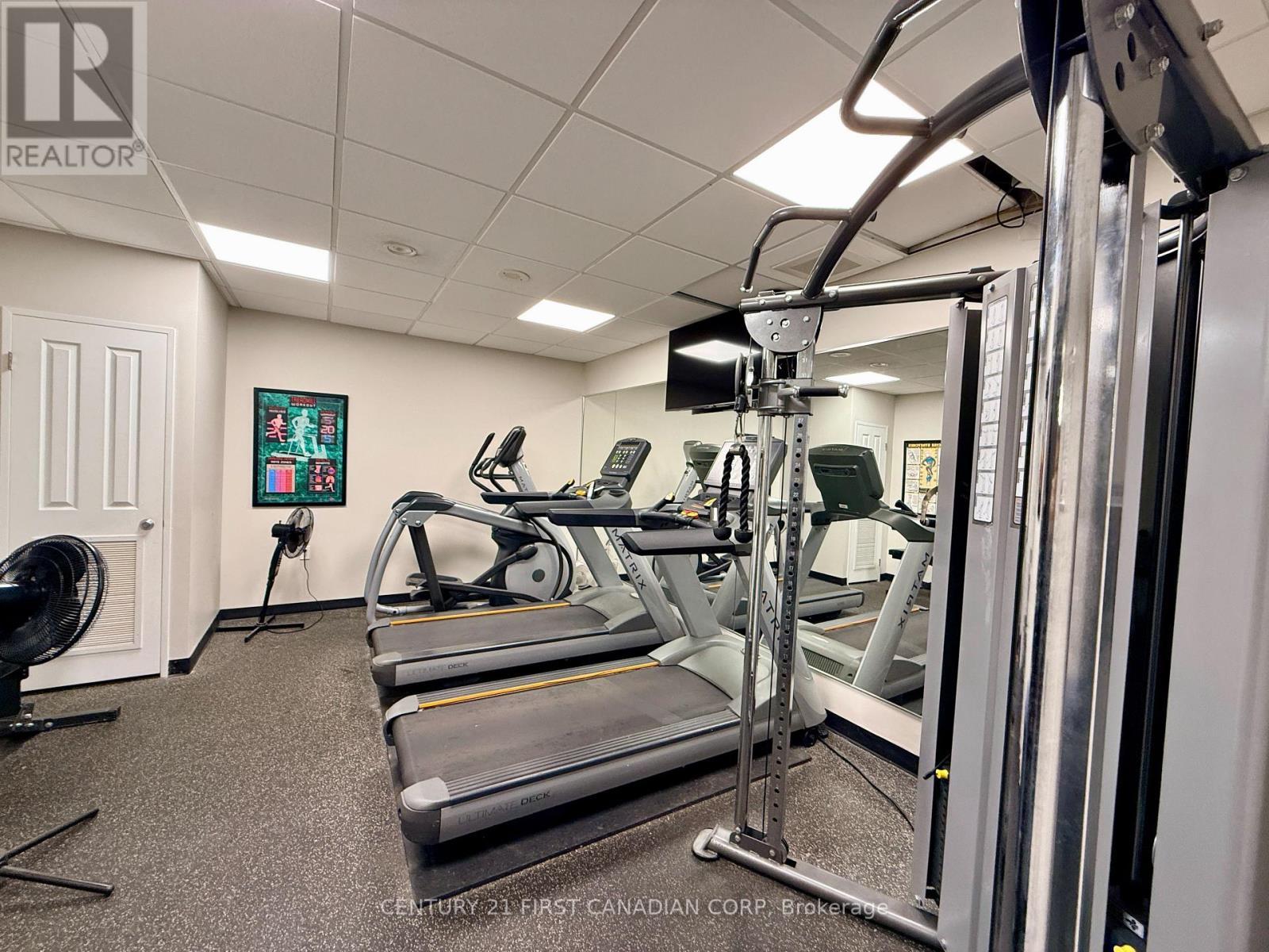 1109 - 353 Commissioners Road W, London South (South D), ON - Indoor Photo Showing Gym Room