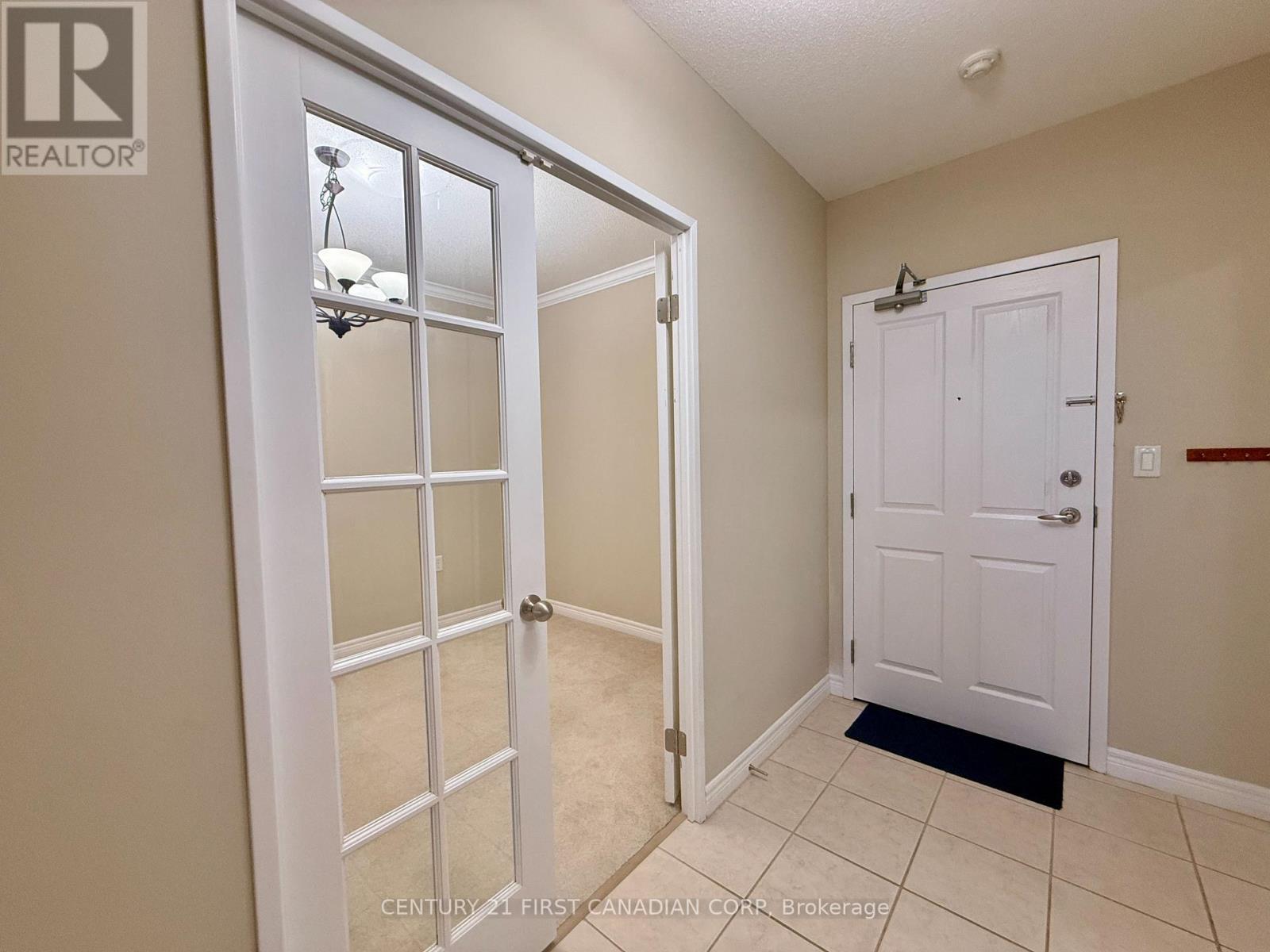 1109 - 353 Commissioners Road W, London South (South D), ON - Indoor Photo Showing Other Room