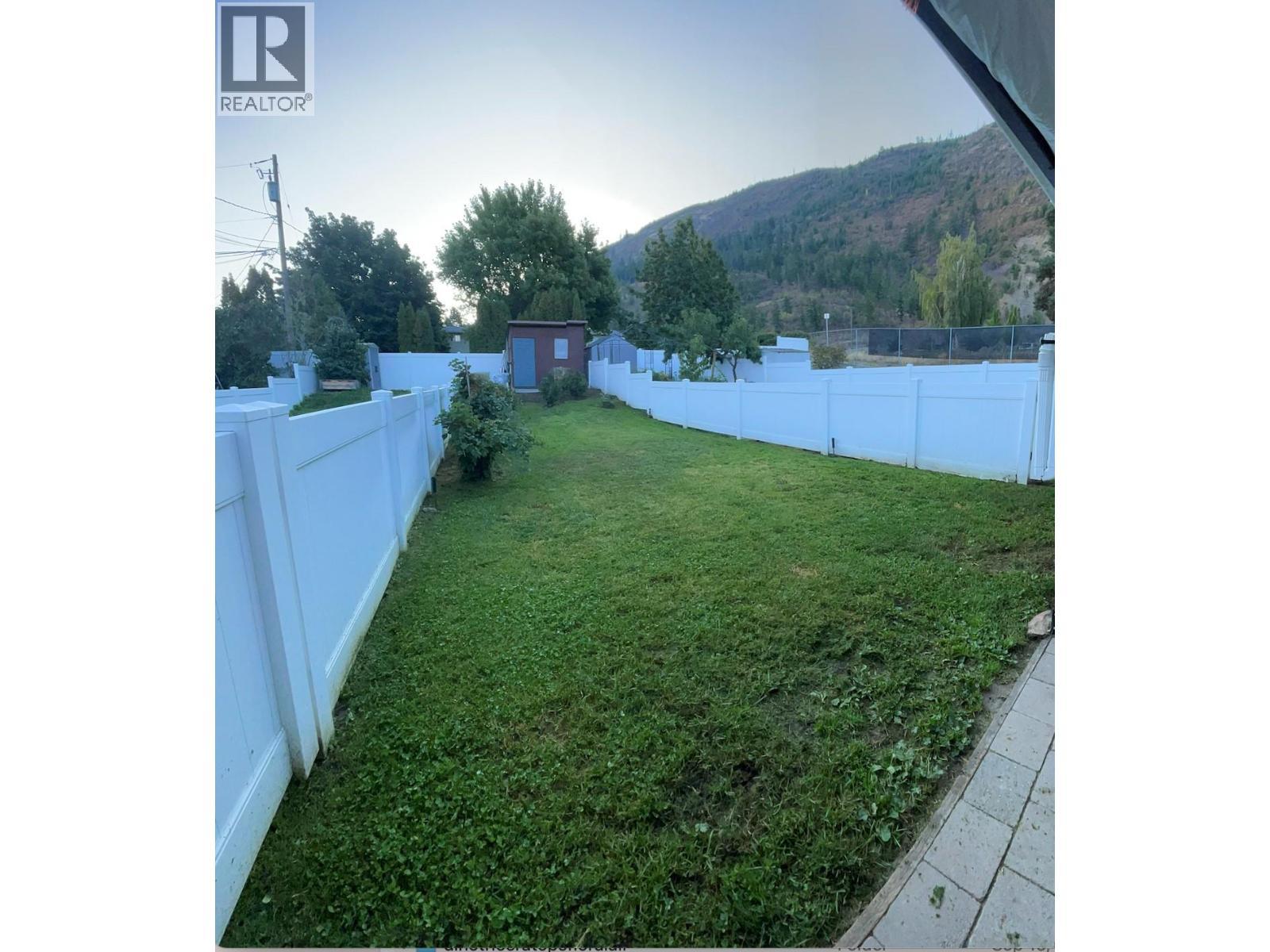 2745 Cameron Road, West Kelowna, BC - Outdoor