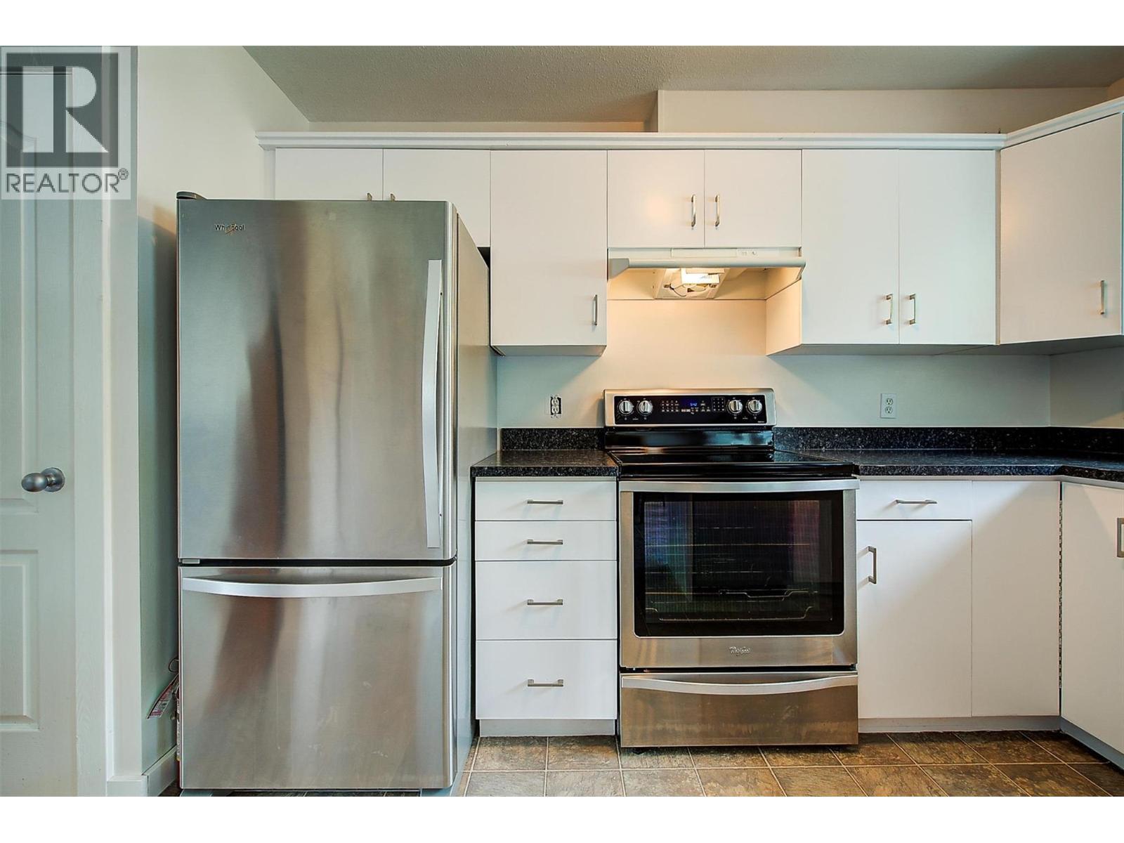 2745 Cameron Road, West Kelowna, BC - Indoor Photo Showing Kitchen With Stainless Steel Kitchen