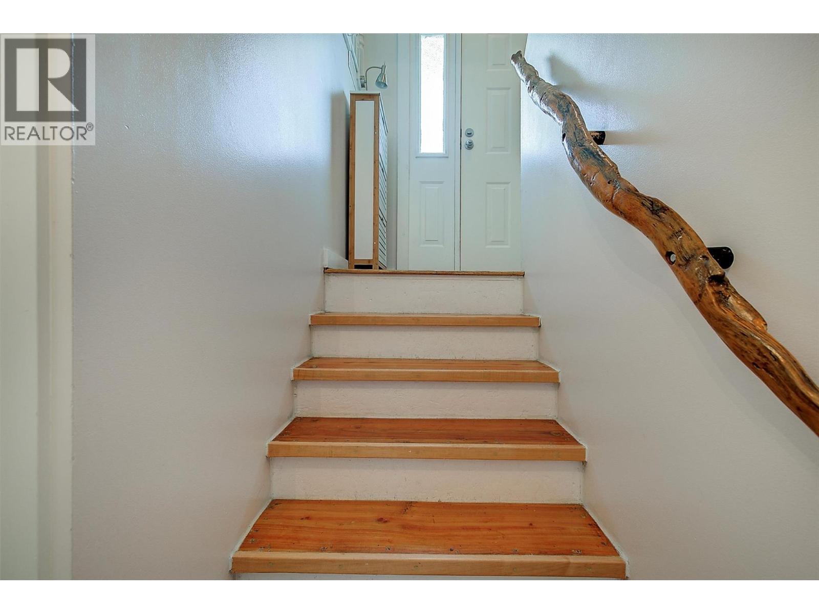 2745 Cameron Road, West Kelowna, BC - Indoor Photo Showing Other Room