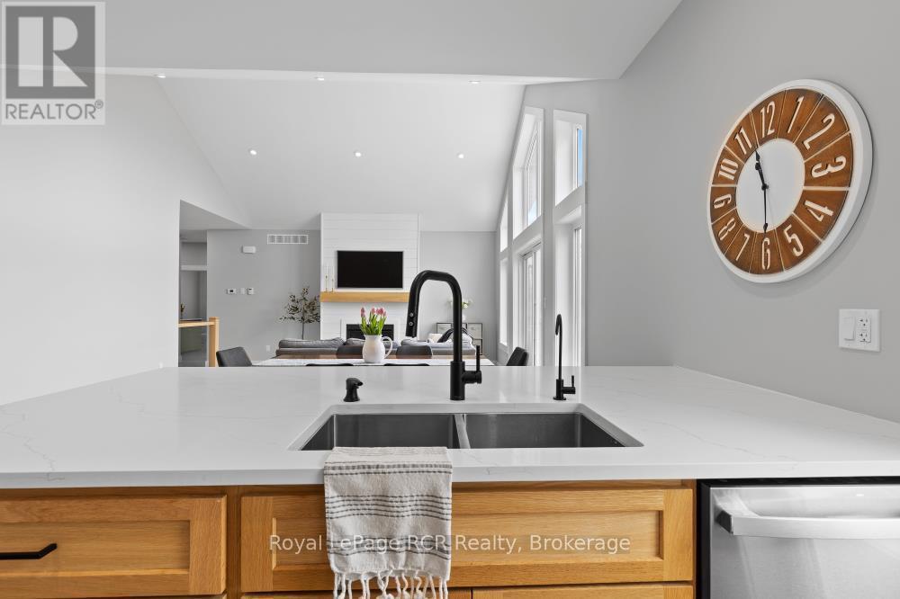 13 Jonathan Crescent, South Bruce, ON - Indoor Photo Showing Kitchen With Double Sink