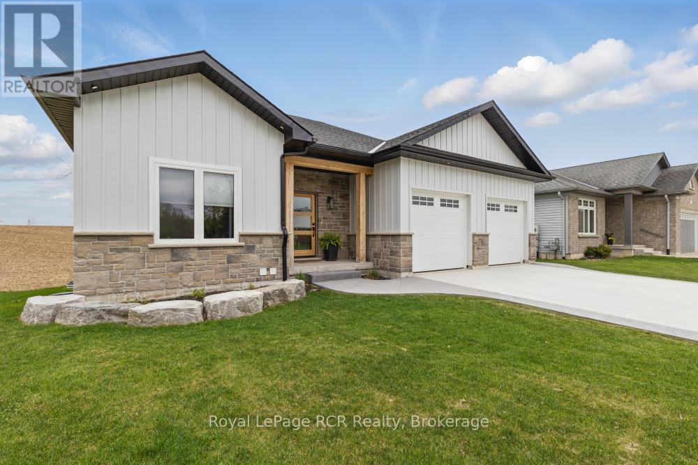 13 Jonathan Crescent, South Bruce, ON - Outdoor