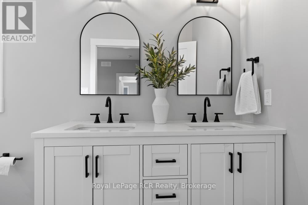 13 Jonathan Crescent, South Bruce, ON -