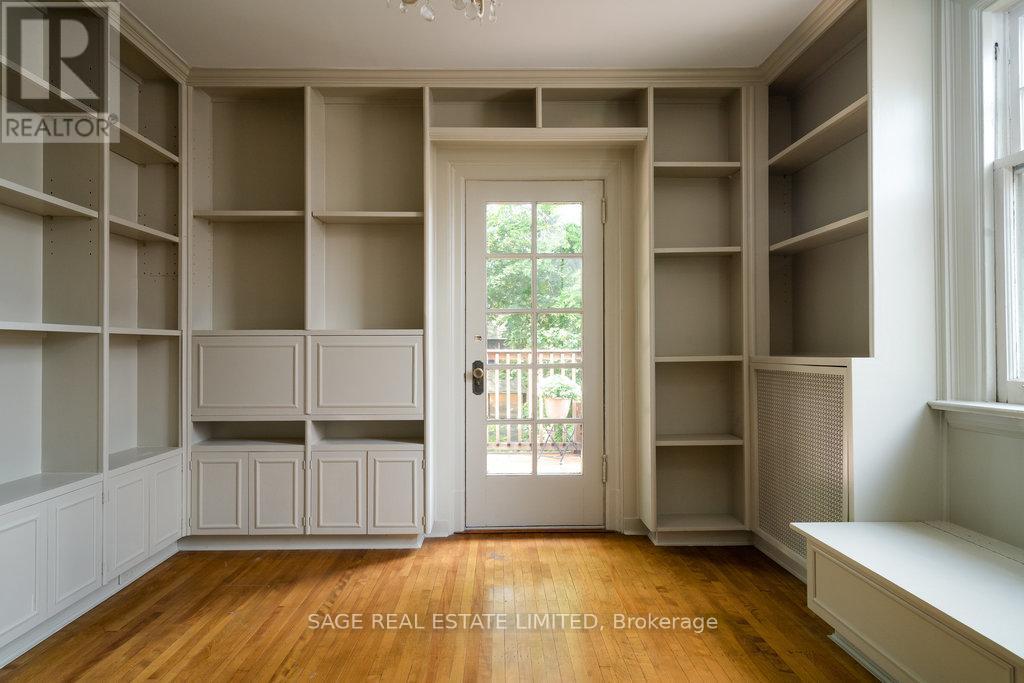 36 Mountwood Avenue, Hamilton, ON - Indoor