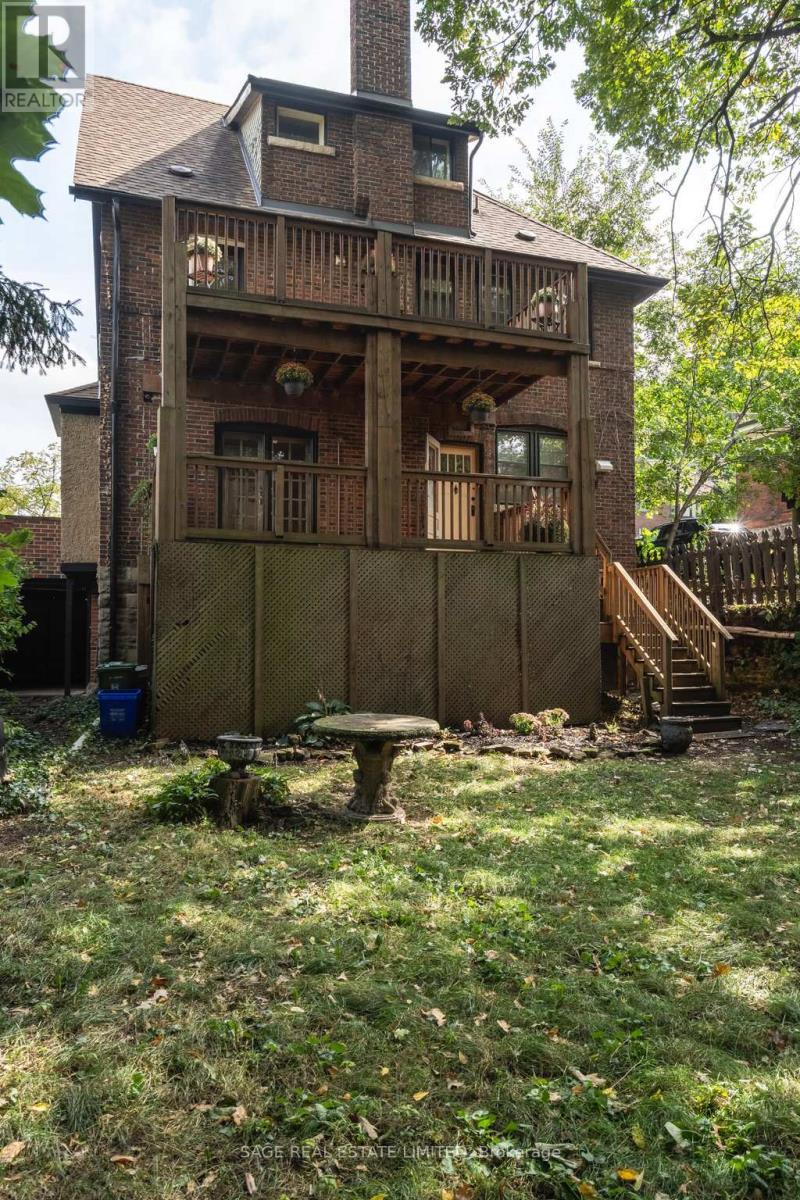 36 Mountwood Avenue, Hamilton, ON - Outdoor With Deck Patio Veranda
