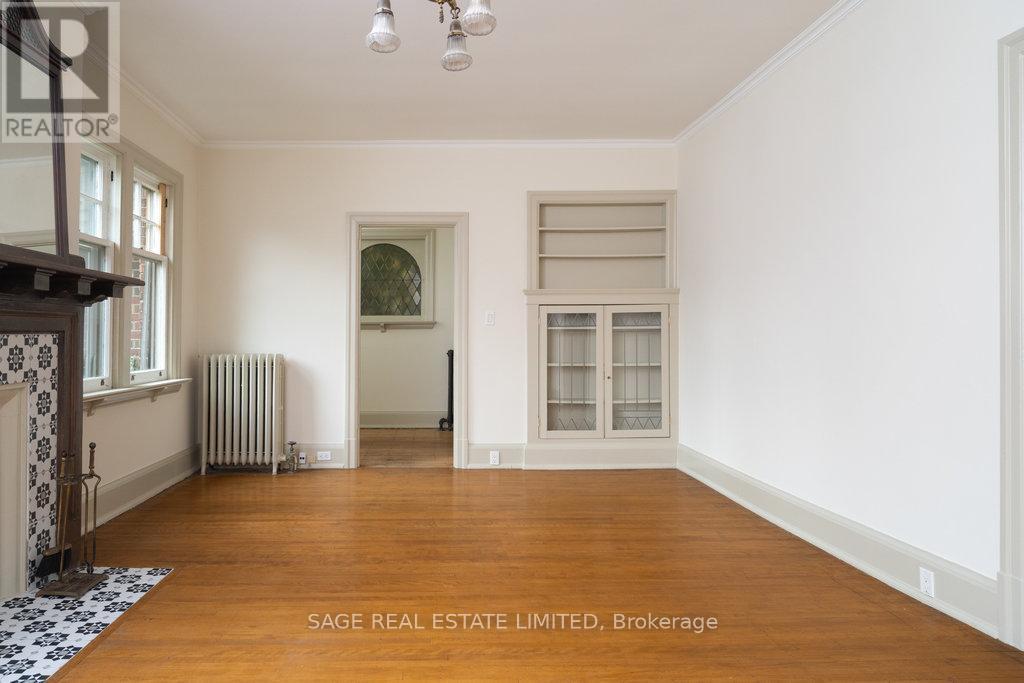 36 Mountwood Avenue, Hamilton, ON - Indoor Photo Showing Other Room
