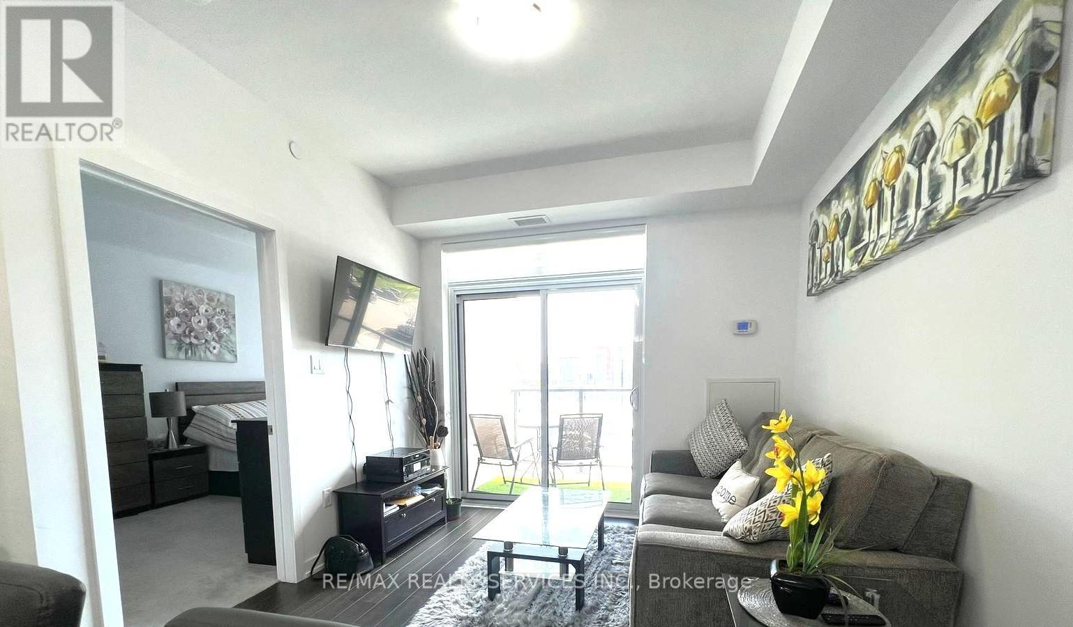 236 - 125 Shoreview Place, Hamilton, ON - Indoor