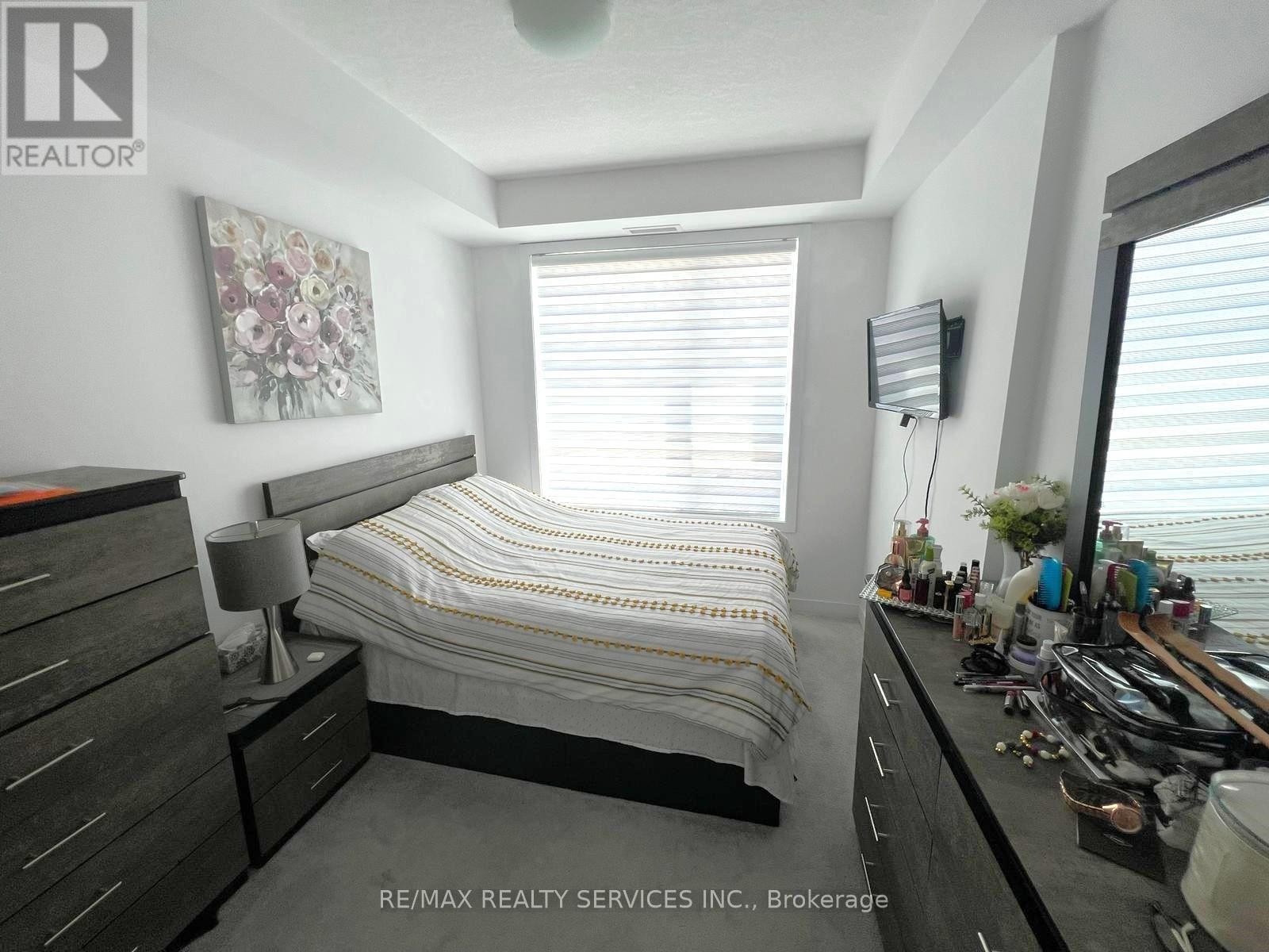 236 - 125 Shoreview Place, Hamilton, ON - Indoor Photo Showing Bedroom