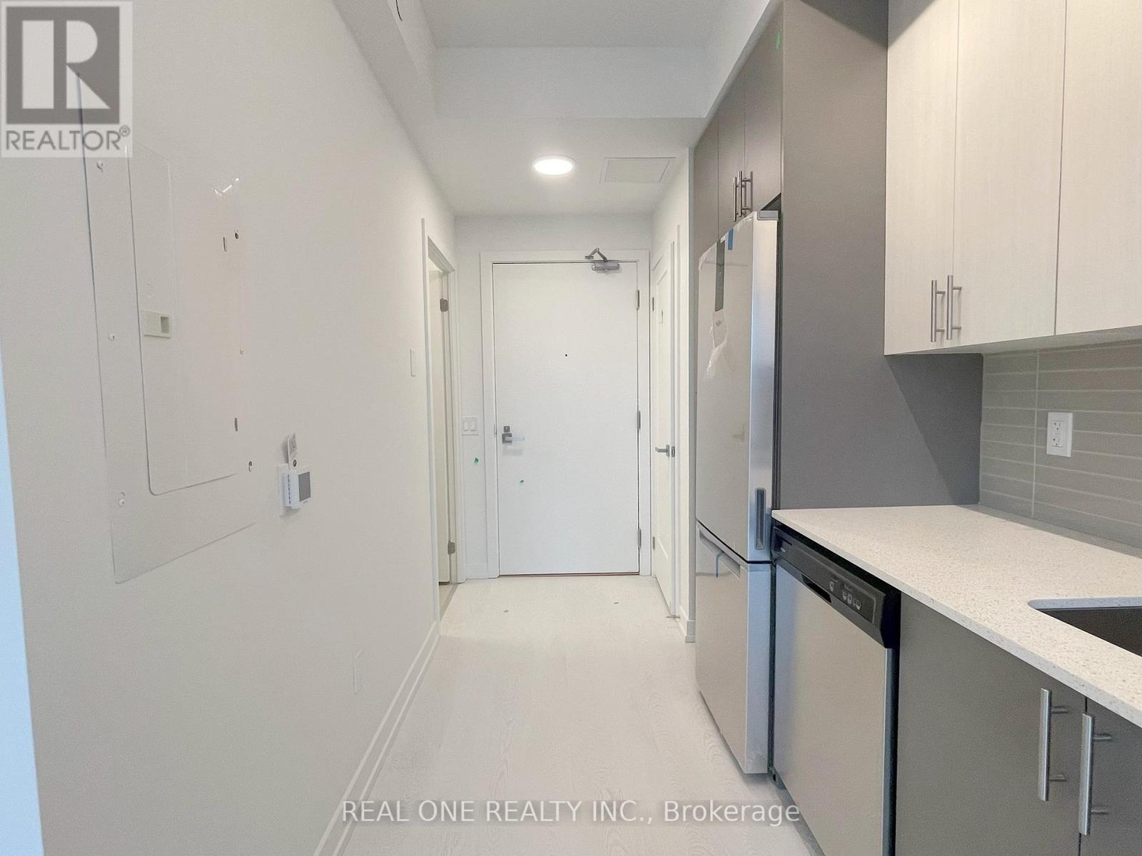 509 - 415 Main Street W, Hamilton, ON - Indoor Photo Showing Kitchen