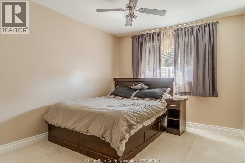 171 Sparling Dr, Lakeshore, ON - Indoor Photo Showing Bedroom