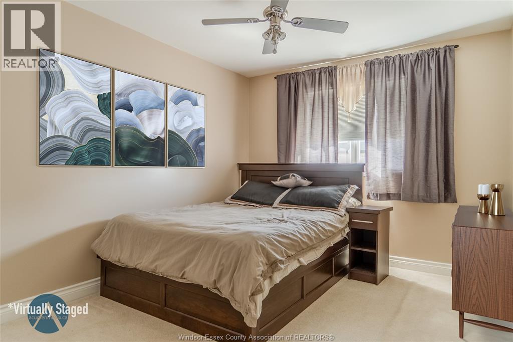171 Sparling Dr, Lakeshore, ON - Indoor Photo Showing Bedroom