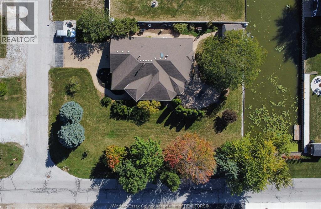 171 Sparling Dr, Lakeshore, ON - Outdoor With View