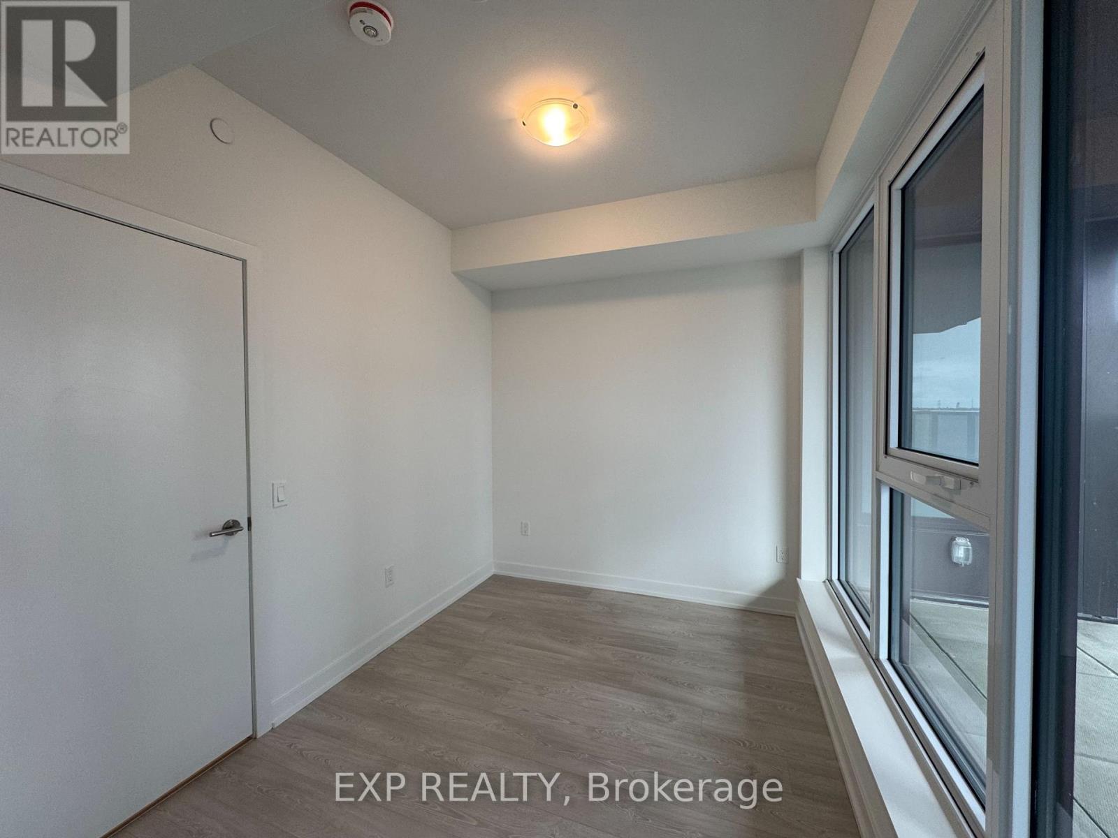 712 - 1 Quarrington Lane, Toronto, ON - Indoor Photo Showing Other Room