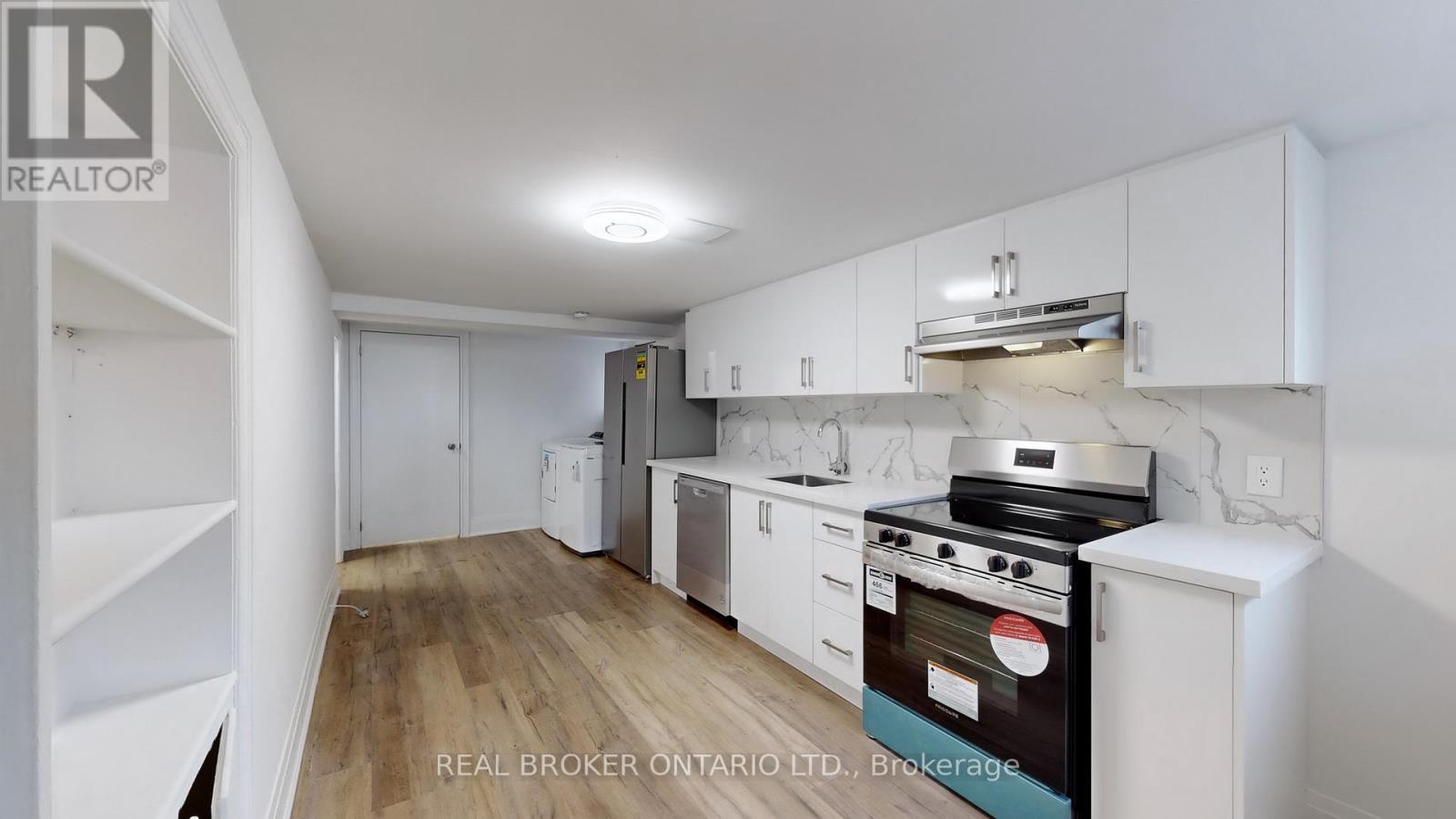 Bsmt - 451 Donlands Avenue, Toronto, ON - Indoor Photo Showing Kitchen