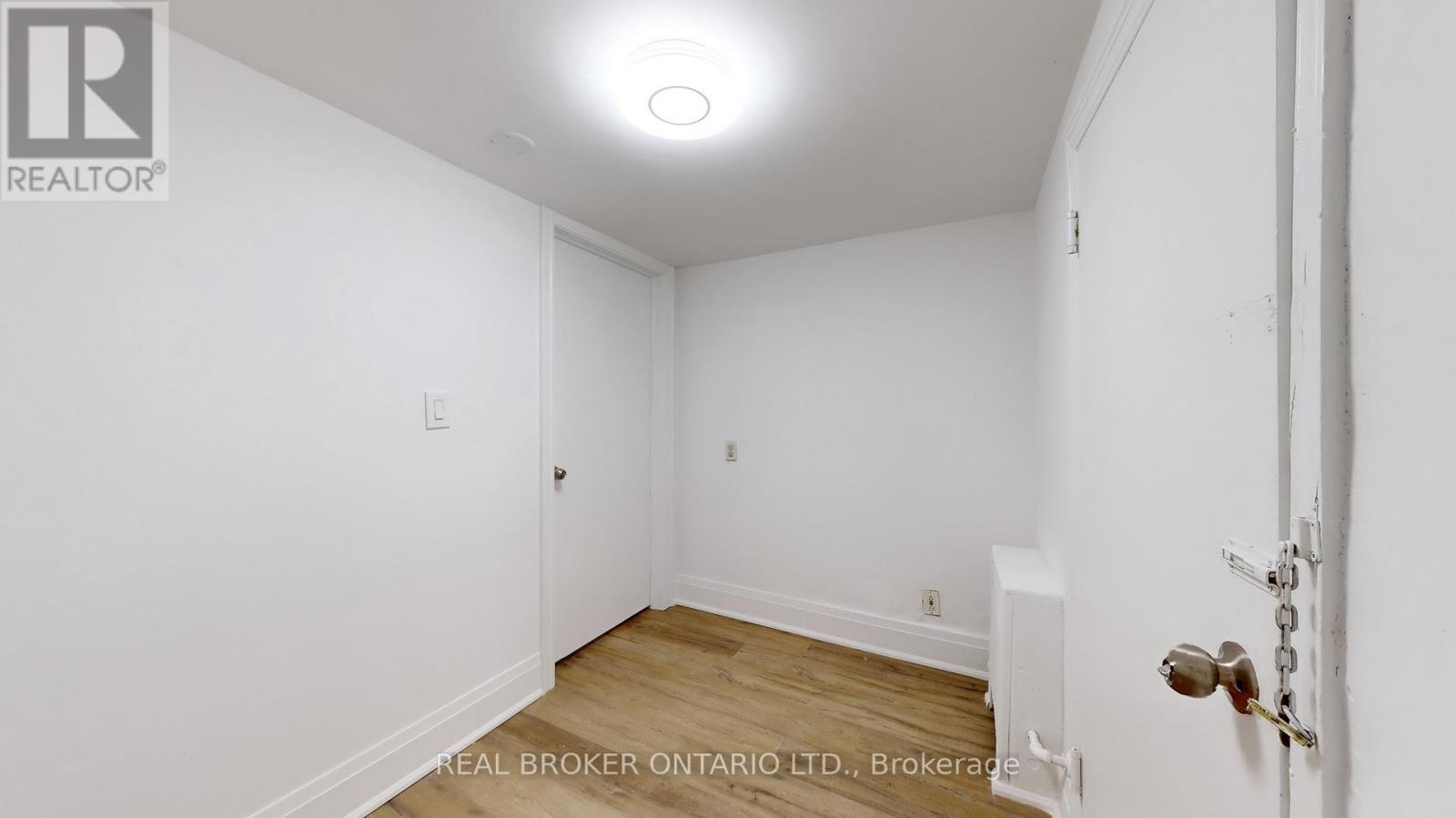 Bsmt - 451 Donlands Avenue, Toronto, ON - Indoor Photo Showing Other Room