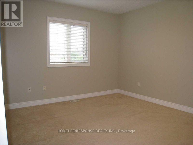 Upper Level - 2 Mcnutt Street, Brampton, ON - Indoor Photo Showing Other Room