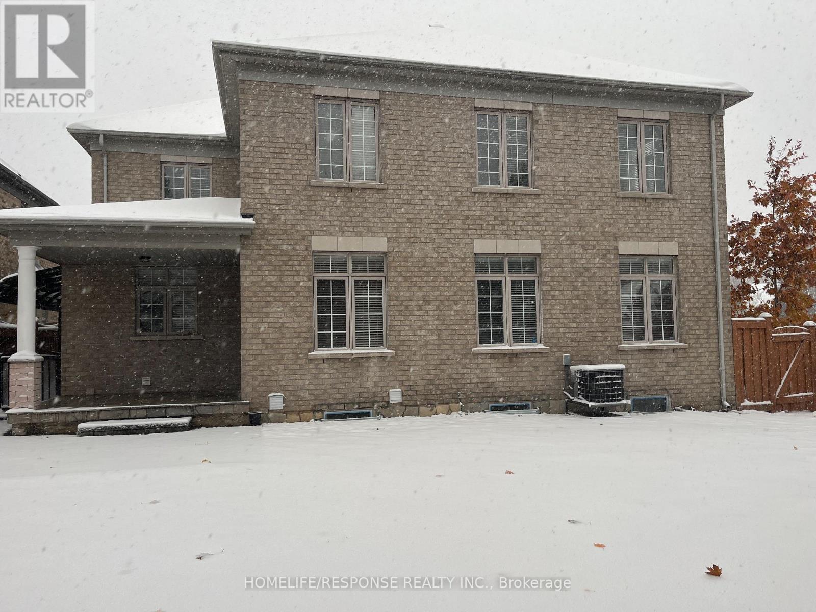 Upper Level - 2 Mcnutt Street, Brampton, ON - Outdoor