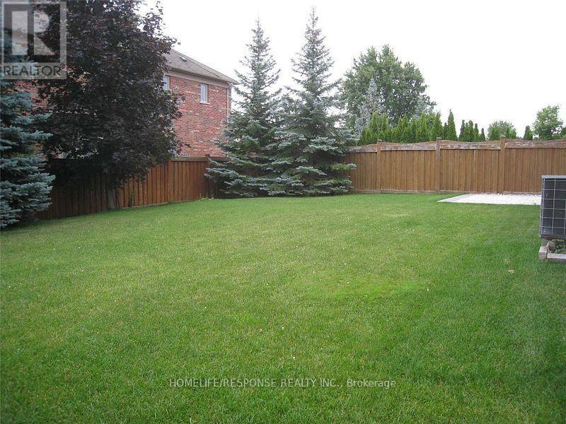 Upper Level - 2 Mcnutt Street, Brampton, ON - Outdoor